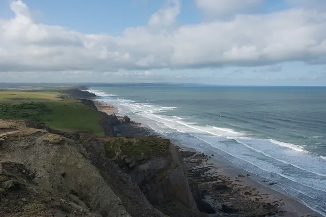 Looking at the path down to Bude