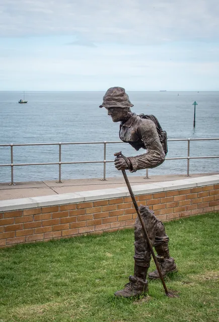 Fantastic sculpture - "Hiking on an Empty Stomach" by Malcolm Curley at Teignmouth