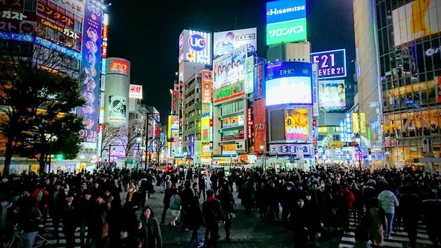 The famous Shimbuya pedestrian crossing