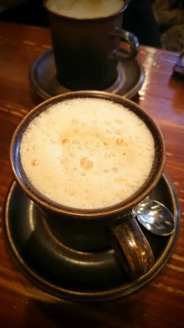 Amusingly, the Japanese translation for Caffè Latte is Kaferate (?????)... go on, do the voice. Not quite a like for like recreation here at Café Tirol, but tasty nonetheless