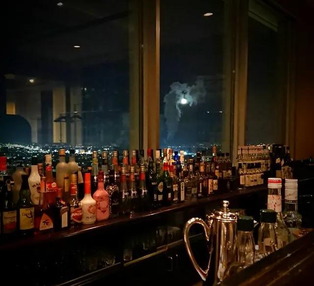 First time in two weeks that we've been to 'the bar'. Japan, or at least Hokkaido, doesn't really do early morning coffee shops or bars / pubs, but this hotel has a pretty trendy rooftop bar and we decided a visit was needed. A few drinks and snacks later and the bill came to 14,500 yen (92 quid). Based on those prices, probably just as well it's a one-off