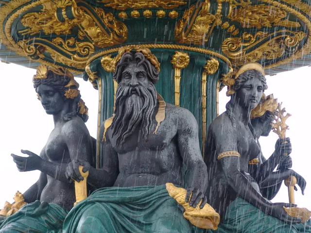Paris — photograph 3