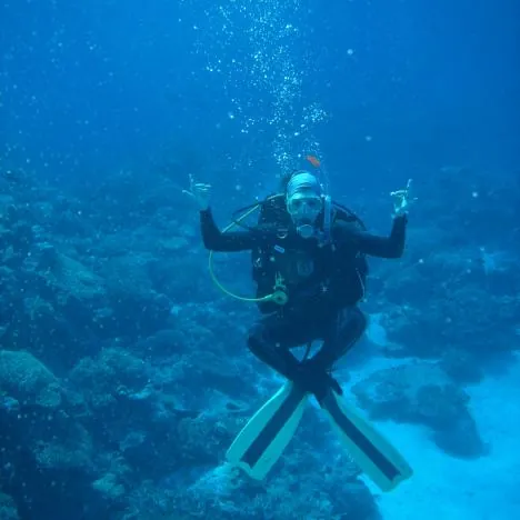 Gill in scuba diving zen heaven
