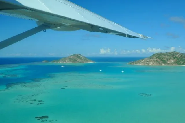 Finishing off with a fantastic low-level flight along the Great Barrier Reef to Cairns