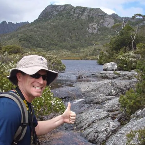 Darrell arriving at Lake Lilla - the scenery is improving minute-by-minute [Ed Mounsey Â©]