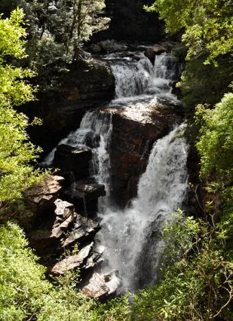 The next falls further on ... D'Alton Falls - pretty spectacular