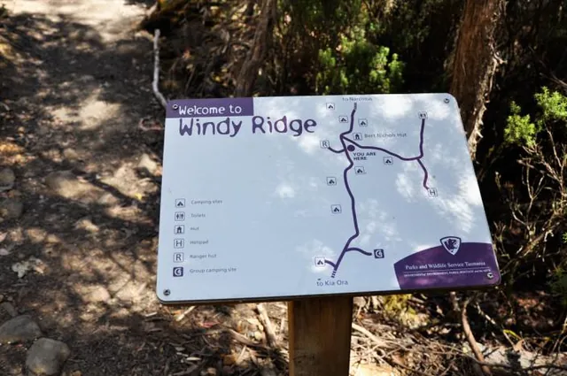 We reach Windy Ridge camp site in warm afternoon conditions