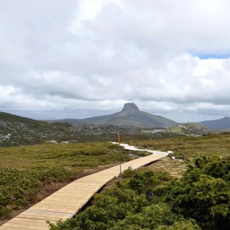 Barn Bluff getting closer as we reach the base of Cradle Mountain