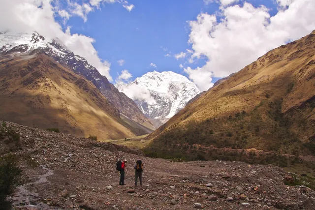 The majestic Mount Salkantay at 20,574 feet (6271m) reveals herself ... stunning!