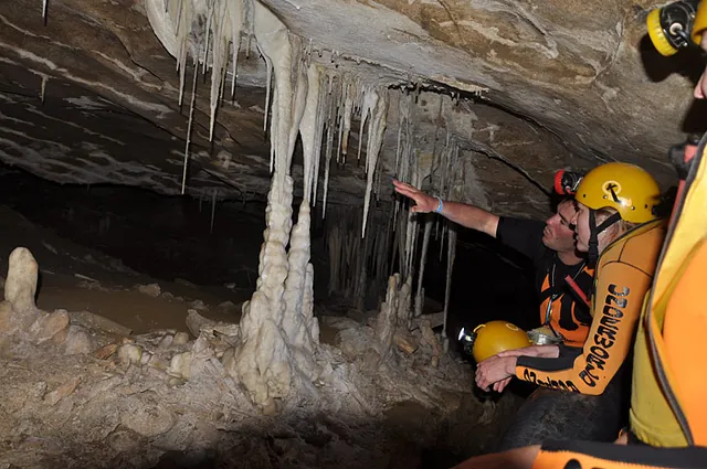 Charleston Cave Rafting — photograph 14