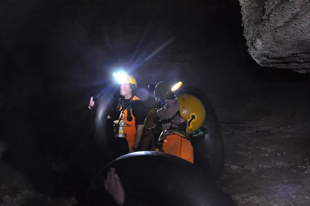 Charleston Cave Rafting — photograph 15