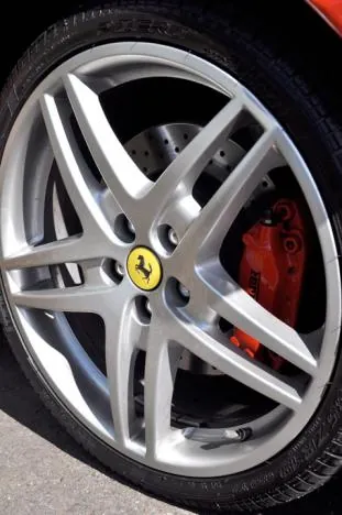 The F430's tyres and brakes should have won an Oscar ... what a performance!